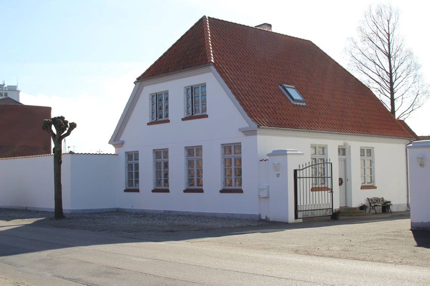 Billede Stjernen Marienlystvej 1 1